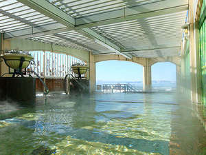 Open-air bath